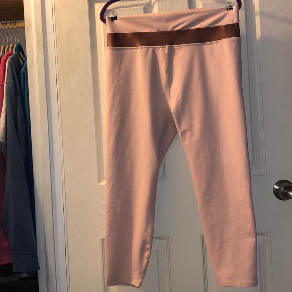 Demi Lovato Rose Gold Fabletics leggings size XXL